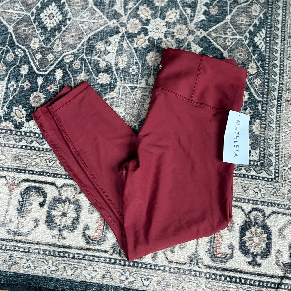 Athleta Interval Legging NWT